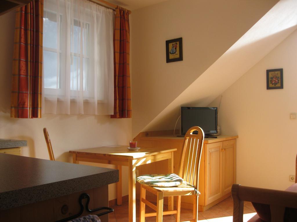 Pension Sarstein Hallstatt Chambre photo